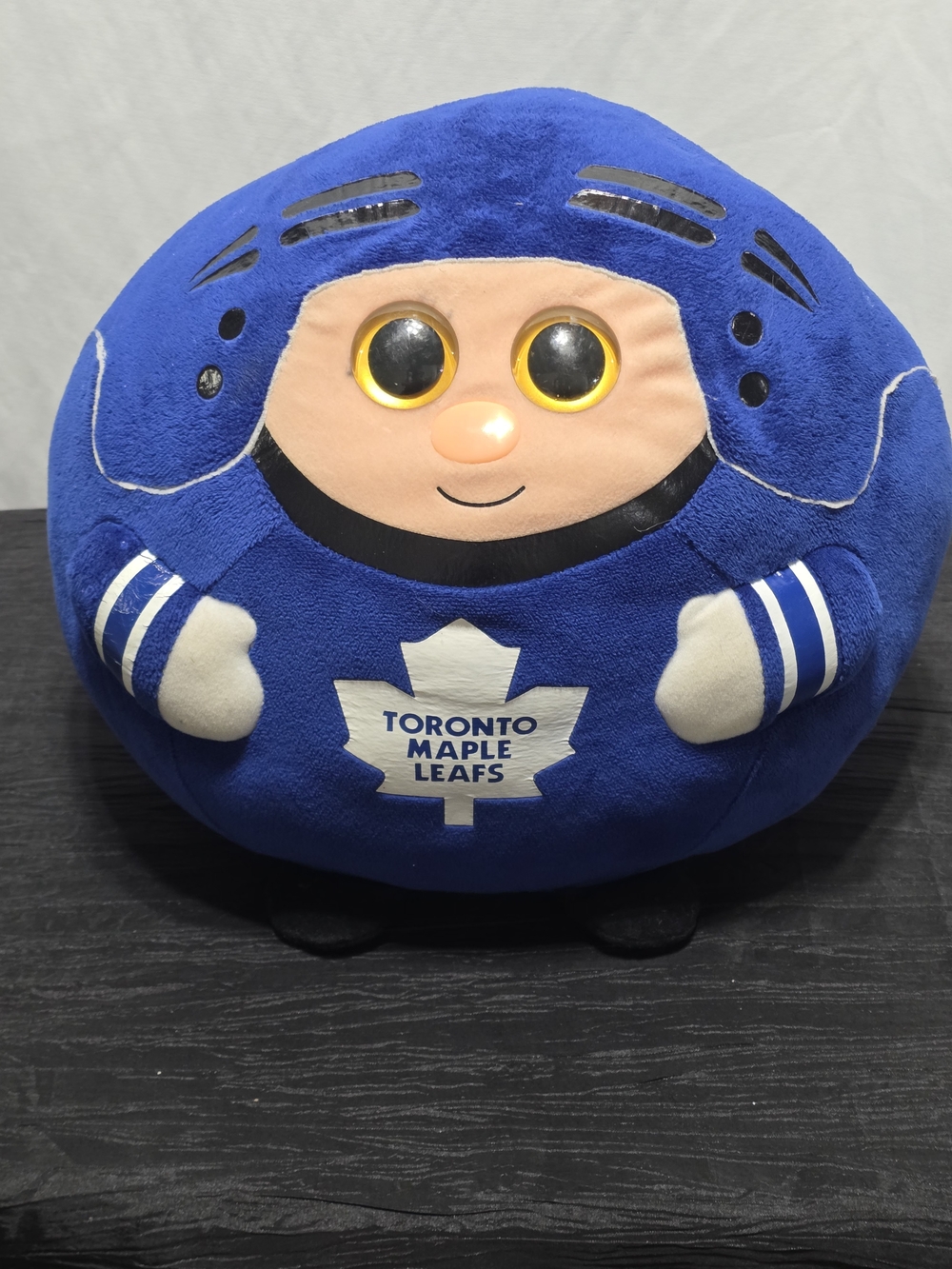 TY Beanie Ballz NHL Toronto Maple Leafs 2013 Plush Large in Size, blue colour